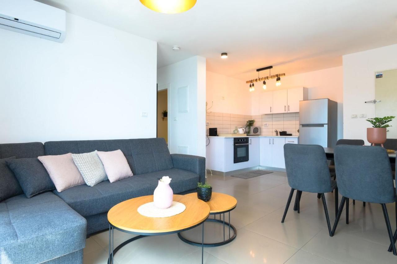 Yalarent Migdalor Apartments With Sea Views Tiberias Exterior photo